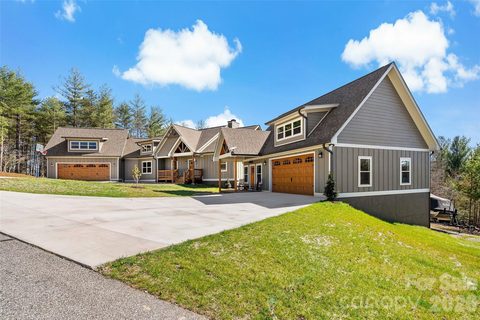 Homes in Bear Cliff, Nebo