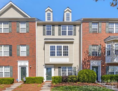 16209 Peachmont Drive sold home in Oakhurst, Cornelius, NC