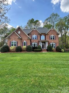 9811 Julliard Drive sold home in Oxfordshire, Mint Hill, NC