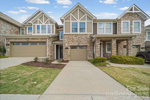 1108 Roderick Drive active townhome in Ayrshire Townhomes, Fort Mill, SC