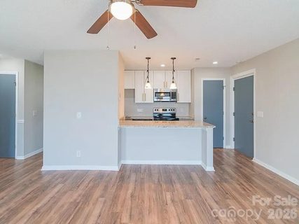 6112 Meadow Rose Lane pending condo in Rosecroft, Charlotte, NC