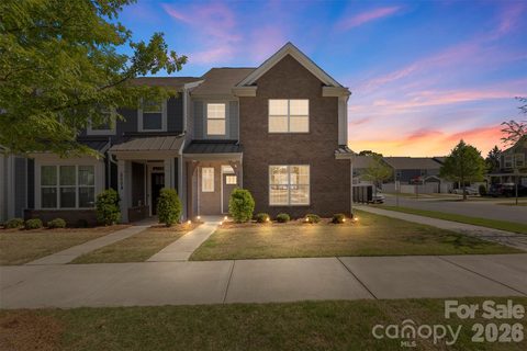 2004 Blewett Drive