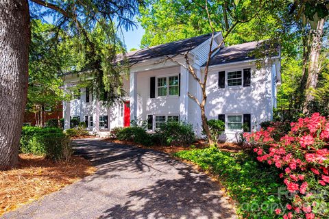 6629 Knightswood Drive active home in Olde Providence, Charlotte, NC