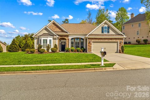 198 Hunters Hill Drive