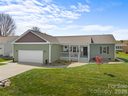 432 Sassafras Drive sold home in Hendersonville, SC