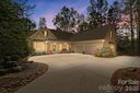 2370 Valelake Road sold home in York, SC
