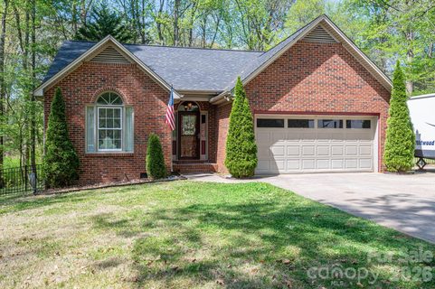 335 Cape Breton Trail active home in Keltic Meadows, Gastonia, NC