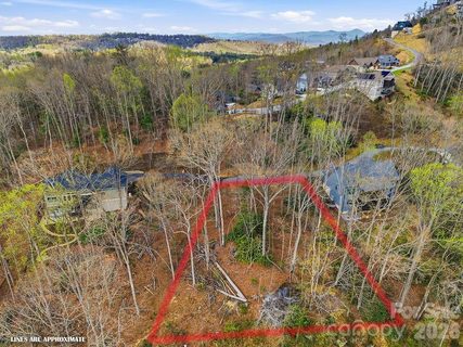 185 Garnet Way active home in The Boulders, Hendersonville, NC