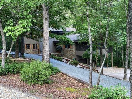 Homes in Apple Valley, Lake Lure
