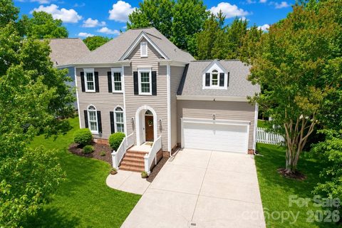 2806 Saintfield Place sold home in Beverly Crest, Charlotte, NC