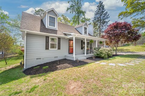 104 Pinetree Drive pending home in Foxwood, Fort Mill, SC
