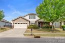 1710 Yellow Daisy Drive sold home in Matthews, SC