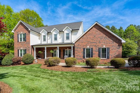 176 Spring Forest Drive pending home in Spring Forest, Statesville, NC
