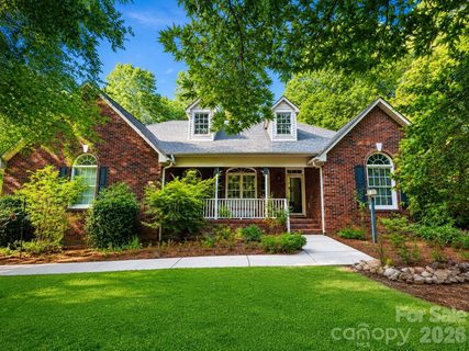5406 Club View Drive pending home in Phoenix Hills, Concord, NC