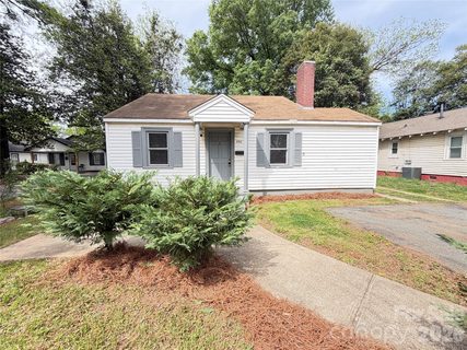 2212 Camp Greene Street sold home in Marsh Estates, Charlotte, NC