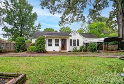 703 Dellinger Road active home in Westwood Heights, Shelby, NC