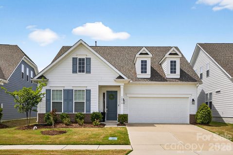 18018 Grey Mossrun Drive active home in North Reach, Charlotte, NC