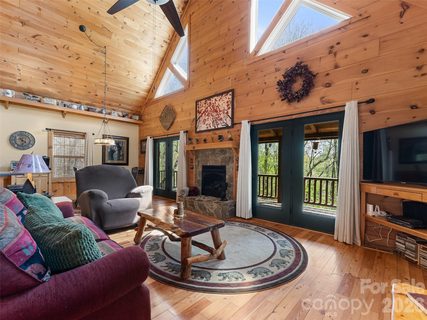 462 Deep Woods Lane active home in Piney Mountain, Saluda, NC