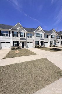 Previously sold for $305,000