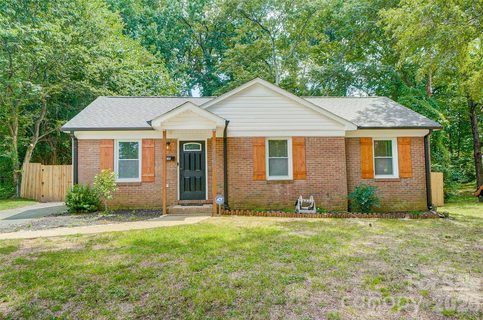 6608 Rosecran Drive sold home in Hampshire Hills, Charlotte, NC