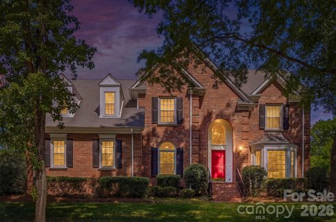 7006 Darnley Place pending home in Chadwyck Farms, Charlotte, NC