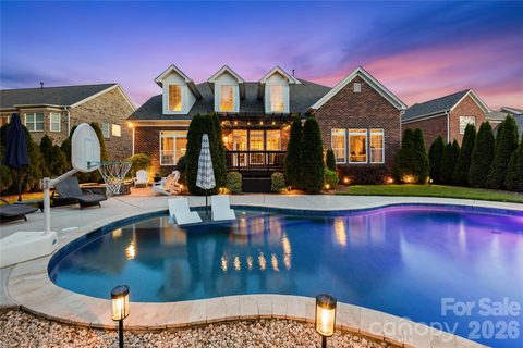 Homes in Barrington, Waxhaw