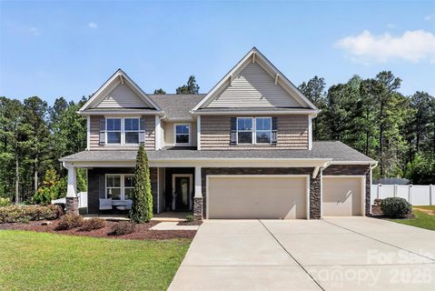 6416 Fawn Crest Drive sold home in Conservancy At Waxhaw Creek, Waxhaw, NC