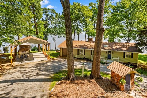 A home in Wildwood Acres