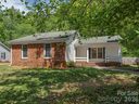 517 Fence Post Lane sold home in Matthews, SC