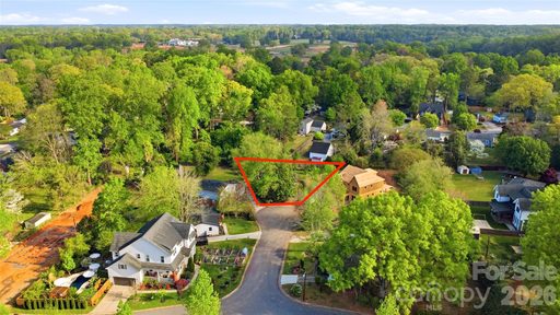 1814 Ferguson Court pending home in Country Club Hills, Charlotte, NC