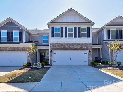 4396 Bronze Boulevard active townhome in Blackstone Bay, Sherrills Ford, NC