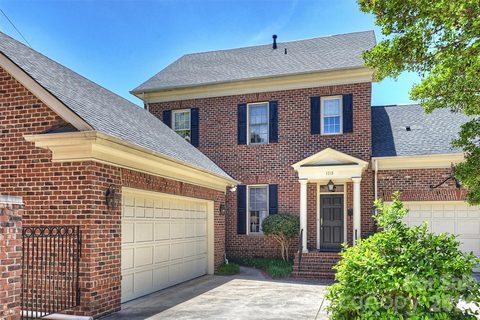 1115 S Kings Drive
