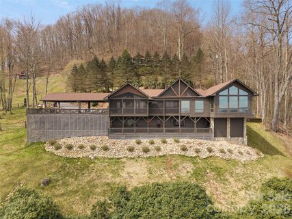 220 Dulcimer Lane sold home in Walker-In-The-Hills, Waynesville, NC