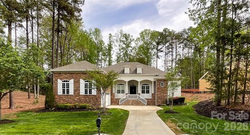 7575 Cottonwood Drive