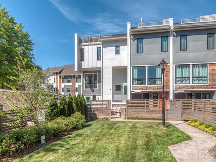 2660 Shenandoah Avenue