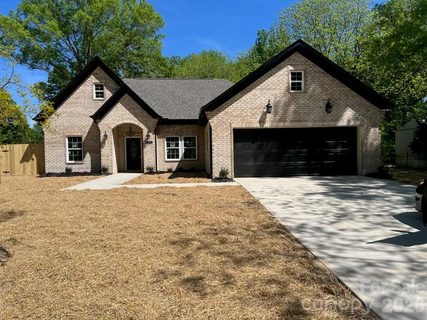 5121 Morningwood Drive sold home in Eastwood Forest, Matthews, NC