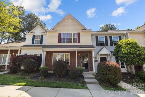 213 Butler Place sold home in The Townes At River Crossing, Fort Mill, SC