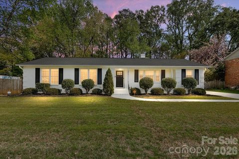 3817 Flowerfield Road