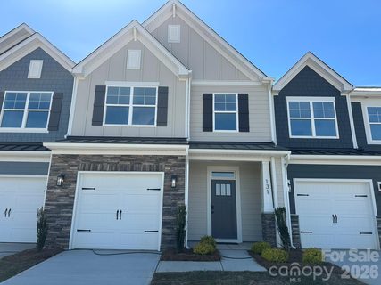 131 Viburnum Road active townhome in Blythe Mill, Waxhaw, NC