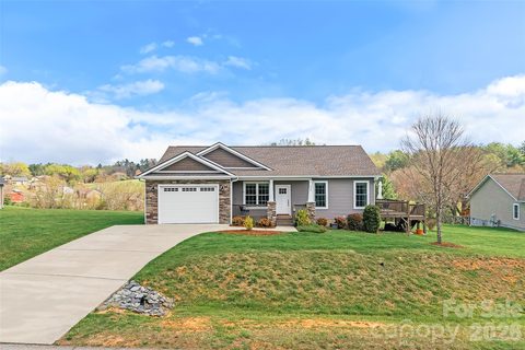 223 River Breeze Lane active home in Waters Edge, Etowah, NC