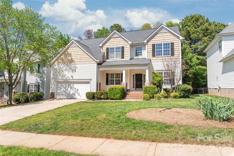 10512 Kilchurn Court sold home in Carlyle, Charlotte, NC