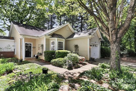 4851 Steepleglen Court sold townhome in Villages Of Avonlea, Charlotte, NC