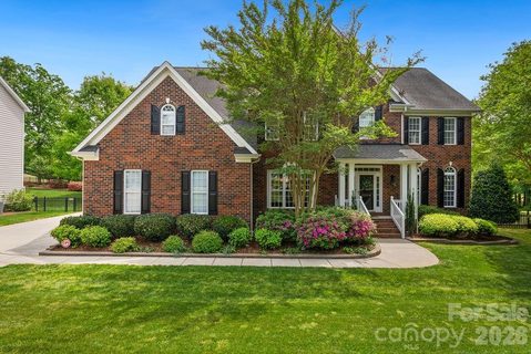 Homes in Olde Sycamore, Mint Hill