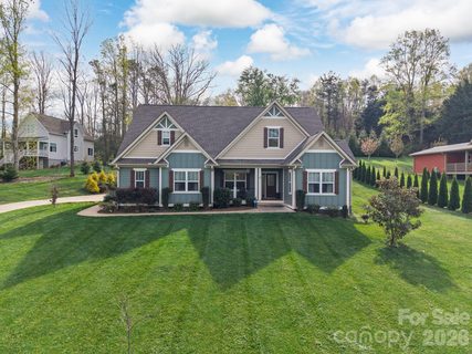25 W Haven Drive sold home in West Haven Woods, Arden, NC