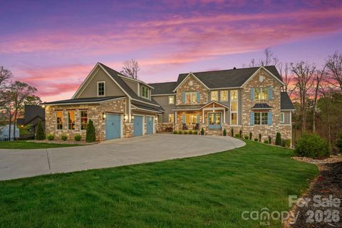 Kiowa Pointe, Clover