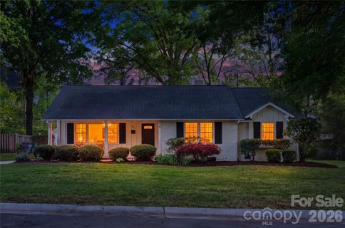 620 Shawnee Drive sold home in Colonial Village, Charlotte, NC