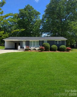 421 Kingfield Drive