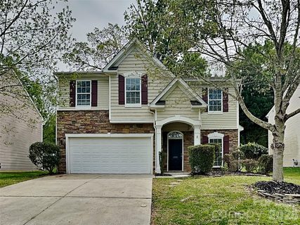 4208 Lawrence Daniel Drive active home in Woodbridge, Matthews, NC