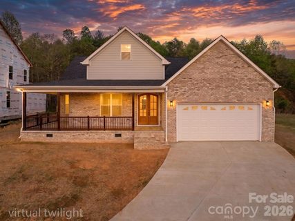 409 Huntington Woods Street active home in Huntington Woods, Lenoir, NC