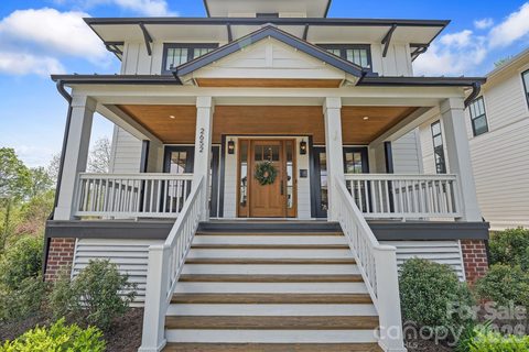 2652 Chesterfield Avenue pending home in Chantilly, Charlotte, NC